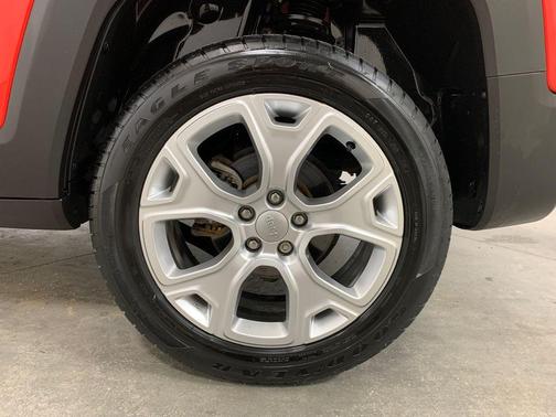 Colorado Red Clearcoat 2023 Jeep Renegade Limited