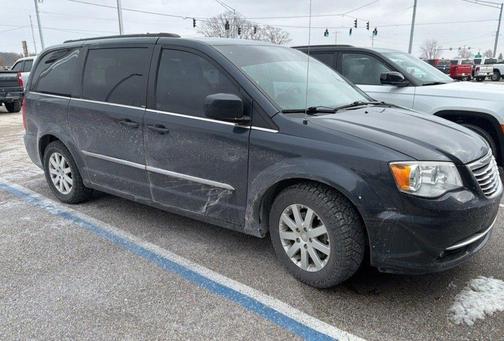 2013 Chrysler Town & Country Touring
