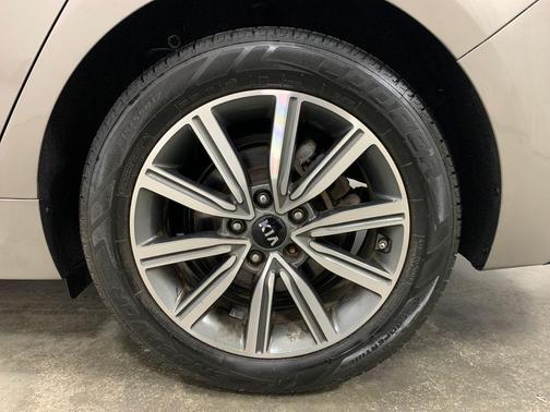 Titanium Silver 2019 Kia Optima EX
