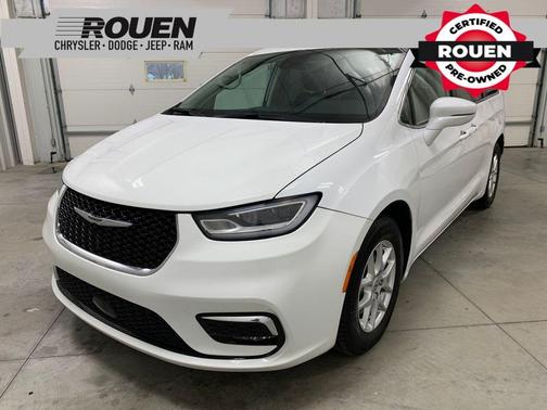 2022 Chrysler Pacifica Touring-L