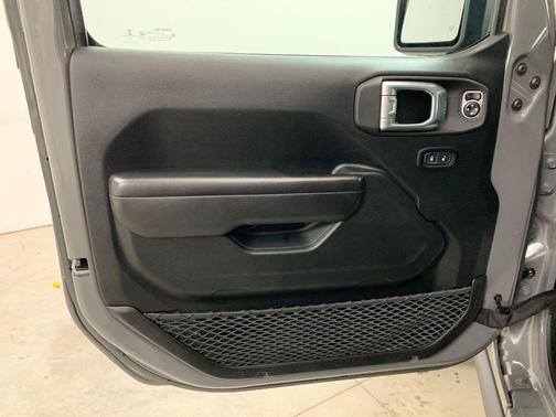 Sting Gray Clearcoat 2021 Jeep Wrangler Sport