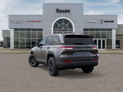 2025 Jeep Grand Cherokee Laredo