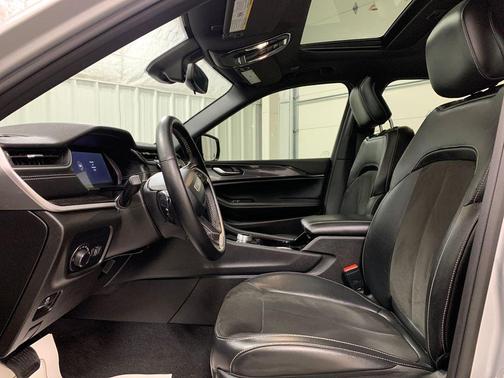 2022 Jeep Grand Cherokee Altitude