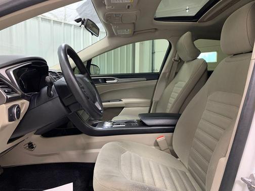 2018 Ford Fusion Hybrid SE