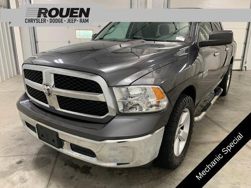 Granite Crystal Clearcoat Metallic 2017 RAM 1500 SLT