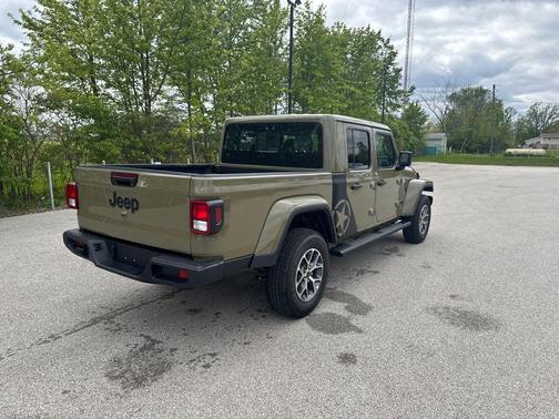 41 EXTERIOR PAINT 2026 Jeep Gladiator Sport