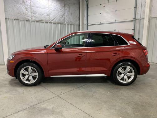 2018 Audi Q5 2.0T Premium Plus