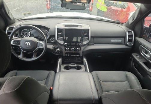 Bright White Clearcoat 2019 RAM 1500 Big Horn