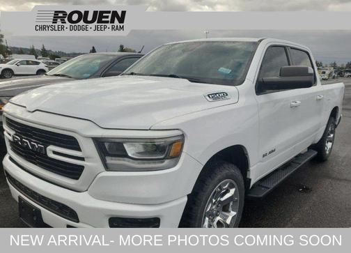 Bright White Clearcoat 2019 RAM 1500 Big Horn