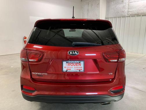 2019 Kia Sorento LX