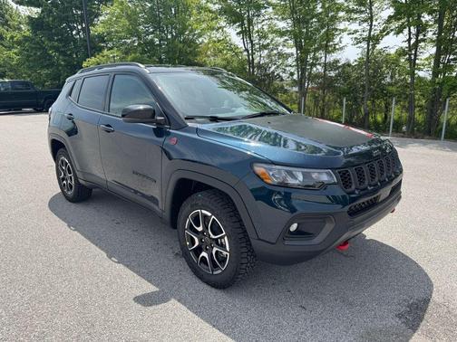 Fathom Blue Pearlcoat 2026 Jeep Compass Trailhawk