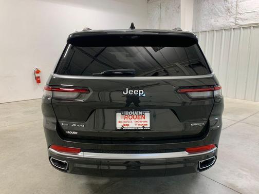 2022 Jeep Grand Cherokee L Summit