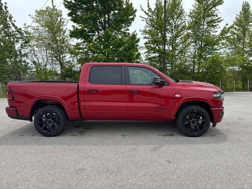 Molten Red Pearlcoat 2026 RAM 1500 Laramie