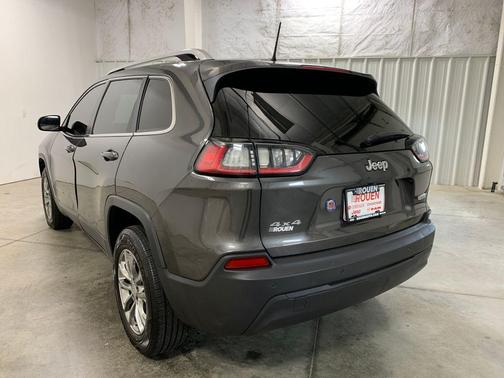 Granite Crystal Clearcoat Metallic 2019 Jeep Cherokee Latitude Plus