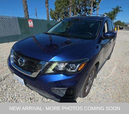 2019 Nissan Pathfinder S