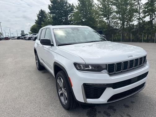 Bright White Clearcoat 2026 Jeep Grand Cherokee Limited