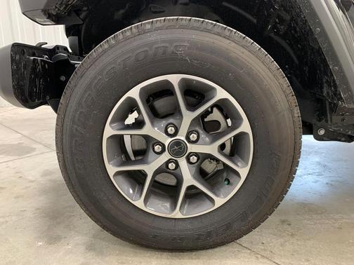 2024 Jeep Gladiator Sport