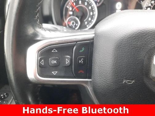 Photo 4 of 24 of 2019 RAM 1500 Big Horn