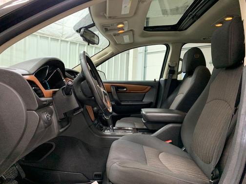 2017 Chevrolet Traverse 1LT