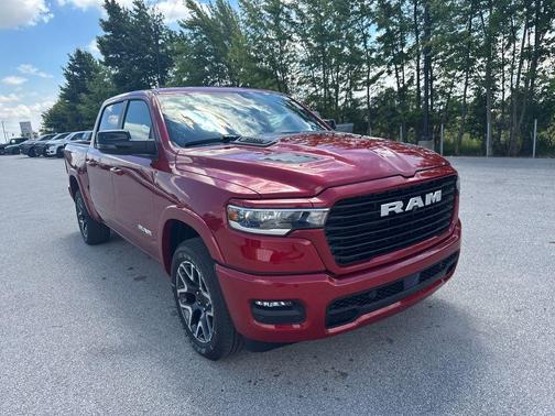 Molten Red Pearlcoat 2026 RAM 1500 Laramie