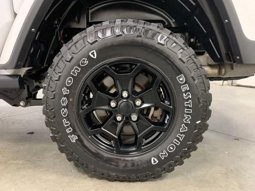 2021 Jeep Gladiator Sport