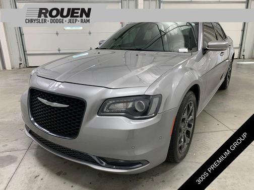 2018 Chrysler 300 S