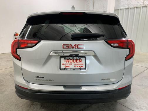 Quicksilver Metallic 2020 GMC Terrain SLE