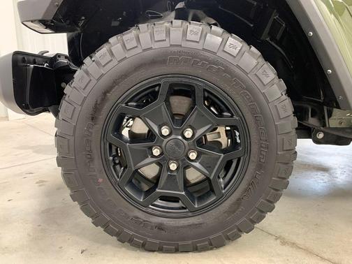 2021 Jeep Gladiator Sport