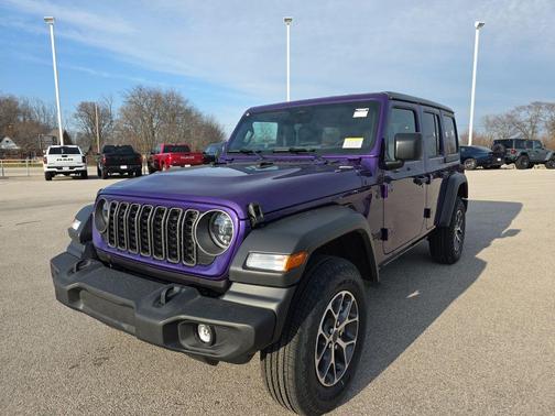 REIGN EXTERIOR PAINT 2026 Jeep Wrangler Sport