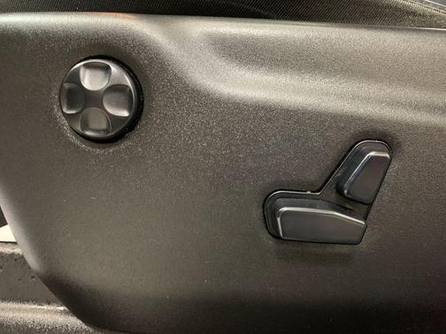 Pearl 2017 Dodge Durango GT