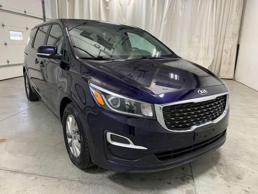 2021 Kia Sedona LX