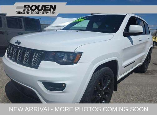 Bright White Clearcoat 2019 Jeep Grand Cherokee Altitude