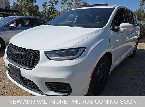 2022 Chrysler Pacifica Hybrid Limited