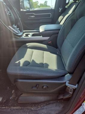 Delmonico Red Pearlcoat 2023 RAM 1500 Big Horn