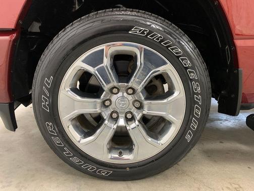 Delmonico Red Pearlcoat 2023 RAM 1500 Big Horn
