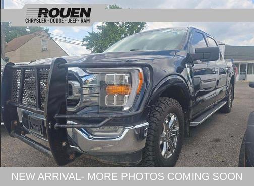 Blue Metallic 2022 Ford F-150 XLT
