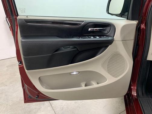 2020 Dodge Grand Caravan SXT