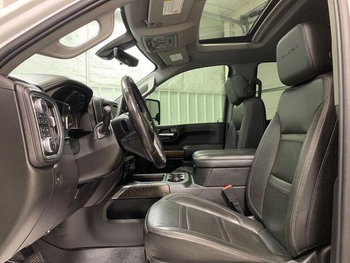 2023 GMC Sierra 3500 Denali