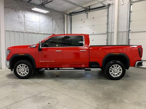 2024 GMC Sierra 2500 SLT