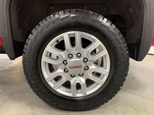 2024 GMC Sierra 2500 SLT