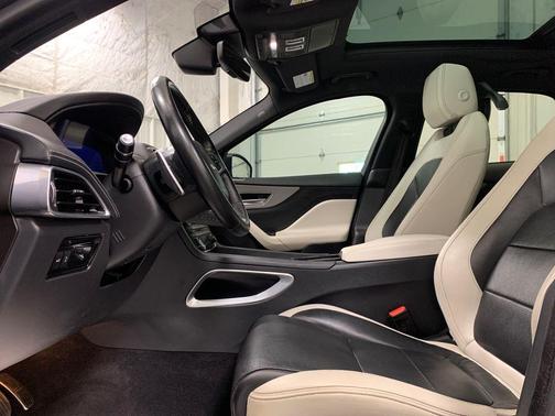 2020 Jaguar F-PACE S
