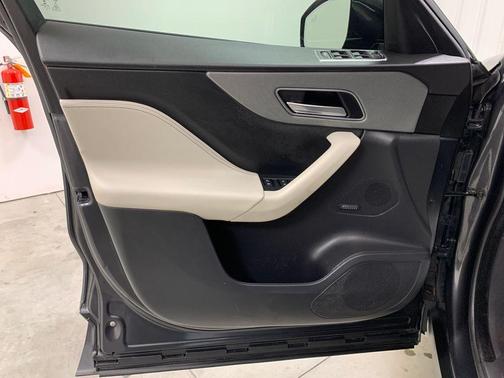 2020 Jaguar F-PACE S