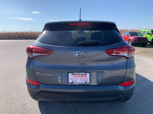 Coliseum Grey 2016 Hyundai TUCSON SE