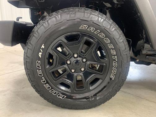 2016 Jeep Wrangler Sport
