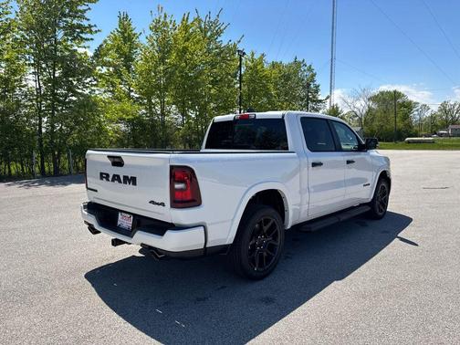 Ivory White Tri-Coat Pearl 2026 RAM 1500 Laramie
