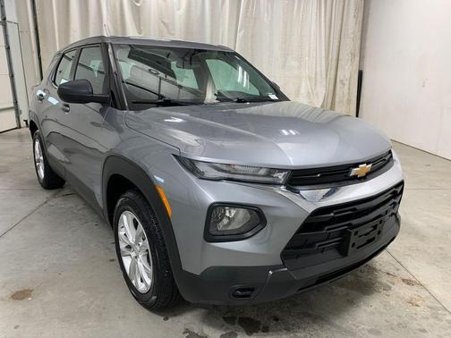 Sterling Gray Metallic 2023 Chevrolet Trailblazer LS