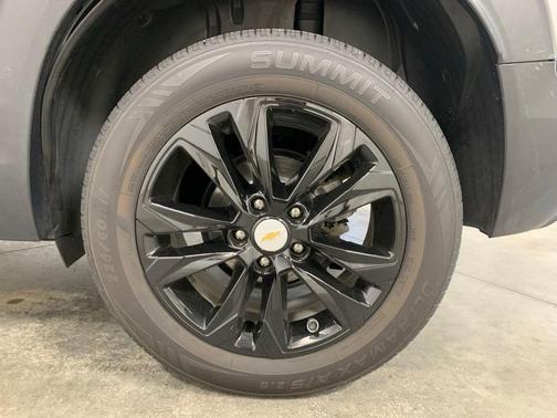 Sterling Gray Metallic 2023 Chevrolet Trailblazer LS