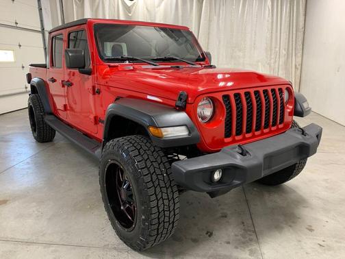 2020 Jeep Gladiator Sport