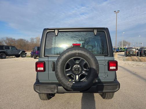 Anvil Clearcoat 2026 Jeep Wrangler Sport