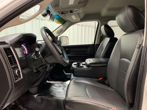 Bright White Clearcoat 2021 RAM 1500 Classic Tradesman